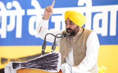 Punjab's beloved Chief Minister Bhagwant Mann and senior state vice-president Anurag Dhanda addressed a "Badlav Jan Sabha" (Change Public Meeting) in Narayangarh on Sunday. They were accompanied by state vice-president Gurpal Singh, Om Prakash Gujjar, Surendra Singh Rathi, Karanveer Singh Laut, Ranjeet Uppal, Rohit Jain, and Laxman Vinayak.