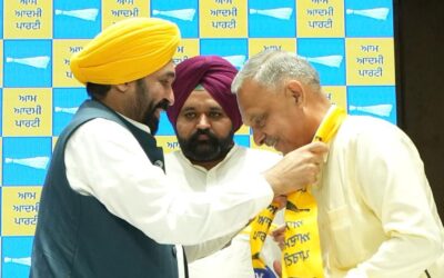 Akali MLA Dr. Sukhwinder Sukhi joins AAP, boosting party's strength in Punjab